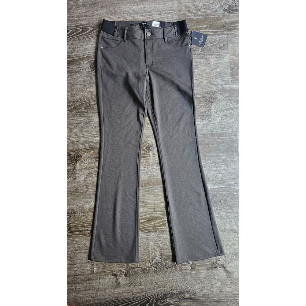 NWT Simply Vera Vera Wang Stretch Bootcut Dress Pants Dark Olive Green Sz M